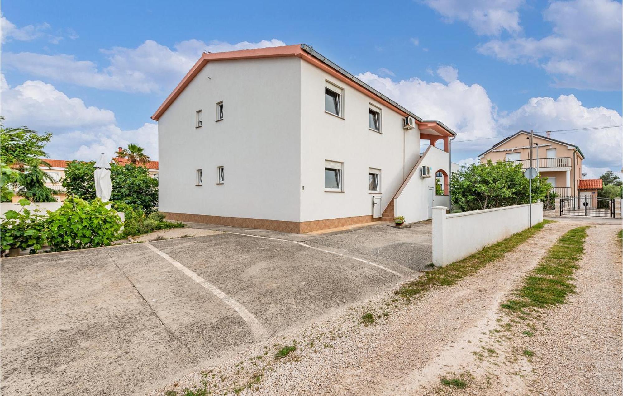 Beautiful Apartment In Vir With Wifi Exteriér fotografie